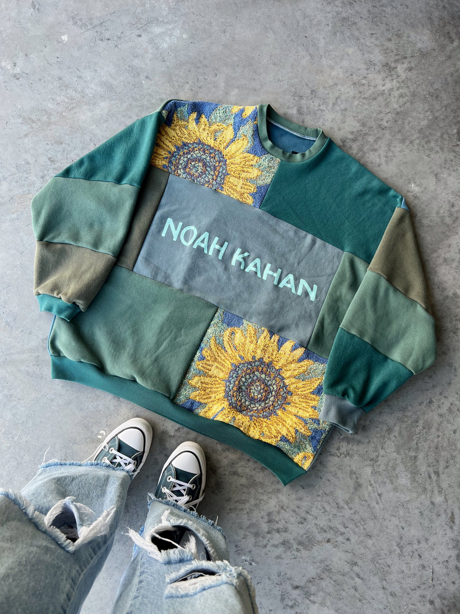 noah kahan sunflower crew